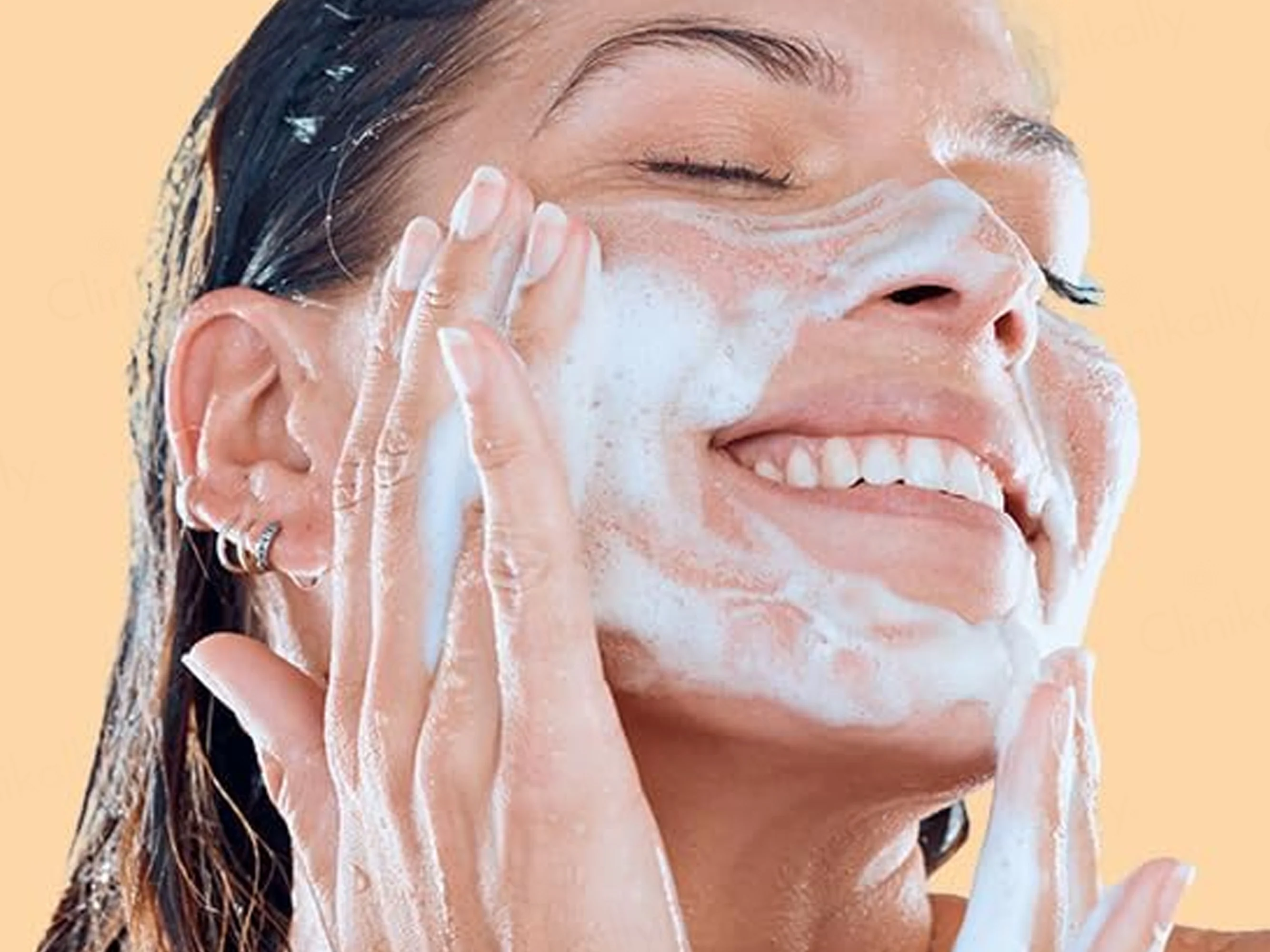 Dermabay Foaming Face Wash - Image 3